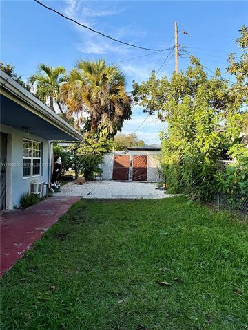 2023 NE 169th St, North Miami Beach, FL 33162