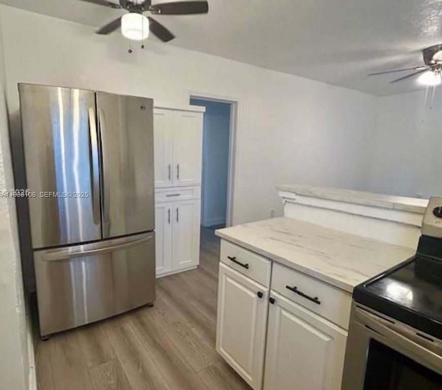 Image 4 of property listing at 2023 NE 169th St, North Miami Beach, FL 33162