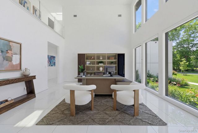 31 Chestnut Hill Drive, Upper Brookville, NY 11771