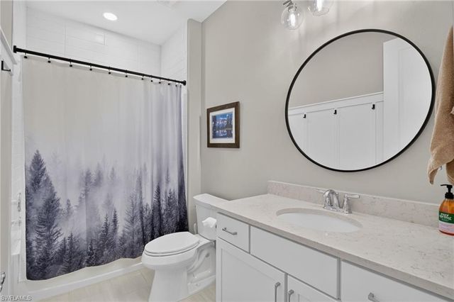 17624 Kinzie LN, Estero, FL 33928