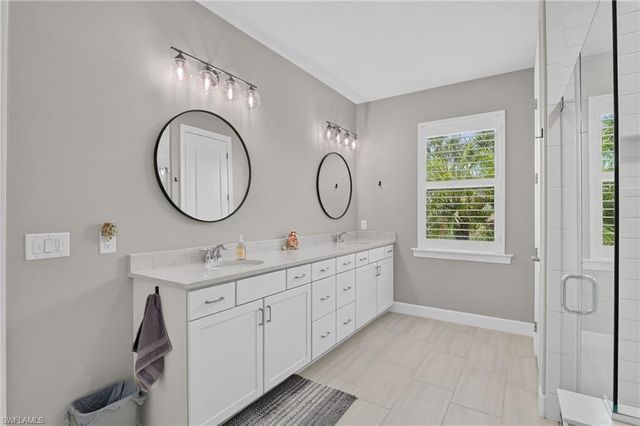 17624 Kinzie LN, Estero, FL 33928