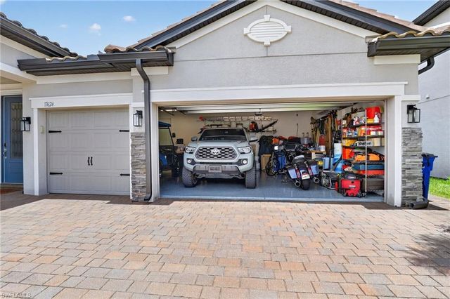 17624 Kinzie LN, Estero, FL 33928