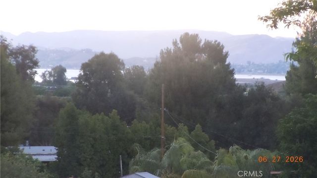 33325 Morrell Drive, Lake Elsinore, CA 92530