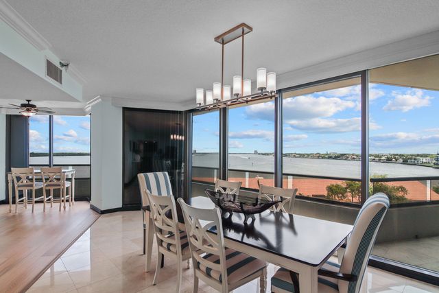 100 Lakeshore Drive 458, North Palm Beach, FL 33408