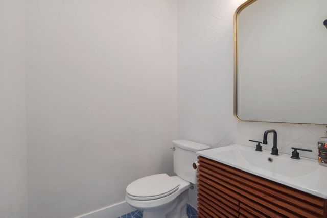 7013 Boyle DR, Austin, TX 78724