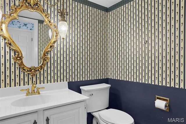 1917 Dovercliff Court, Chesterfield, MO 63017