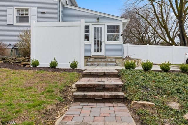 209 Princeton Ave, Hamilton Twp., NJ 08619