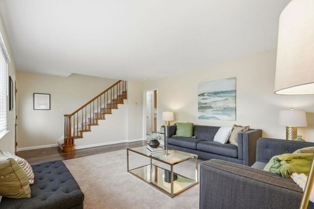 2045 Treewood Lane, San Jose, CA 95132