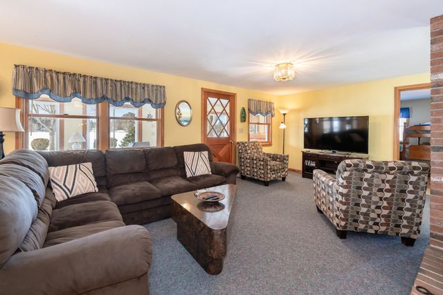 88 Sunset Drive, Belmont, NH 03220