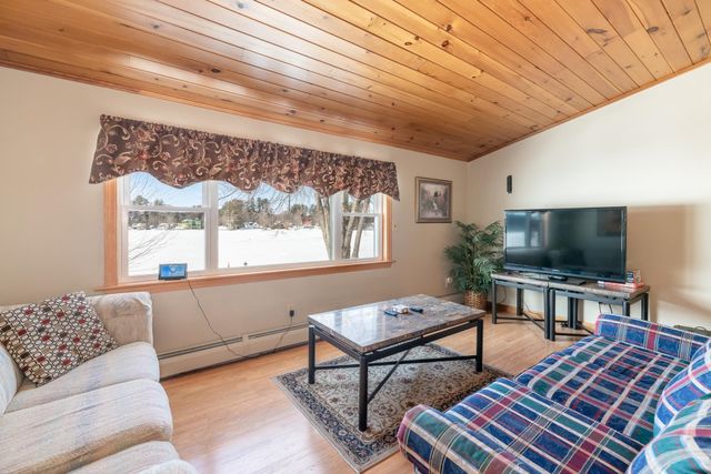 88 Sunset Drive, Belmont, NH 03220