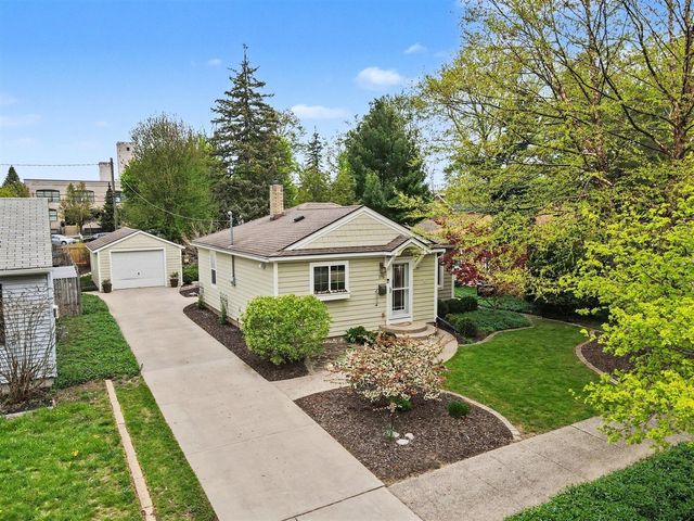 175 E 25th Street, Holland, MI 49423