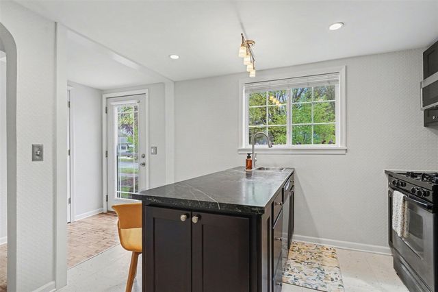 175 E 25th Street, Holland, MI 49423
