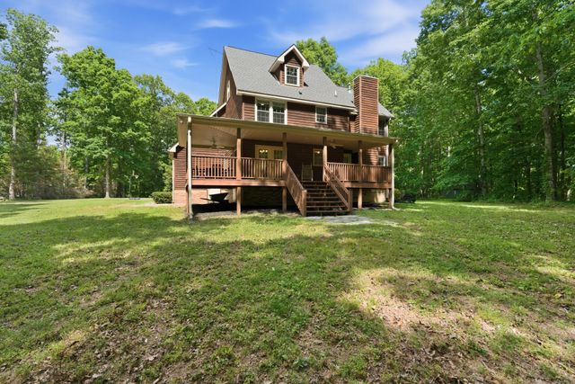 957 Ford Rd, White Bluff, TN 37187