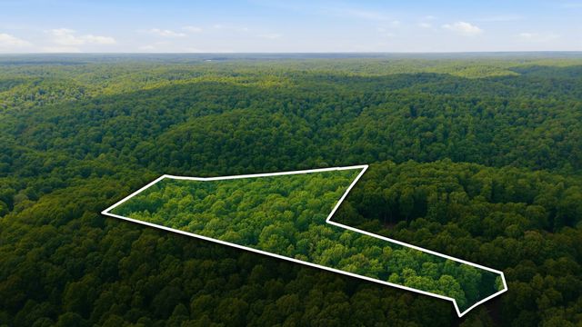 957 Ford Rd, White Bluff, TN 37187