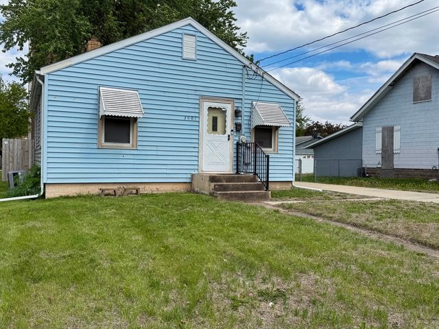 3607 9th Street, Rock Island, IL 61201