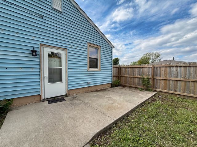 3607 9th Street, Rock Island, IL 61201