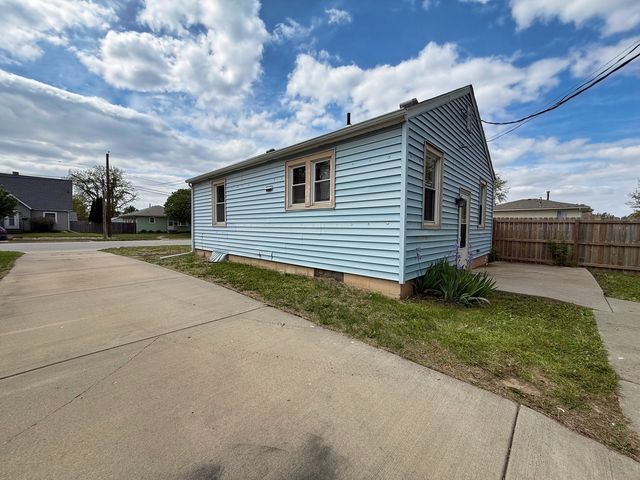 3607 9th Street, Rock Island, IL 61201