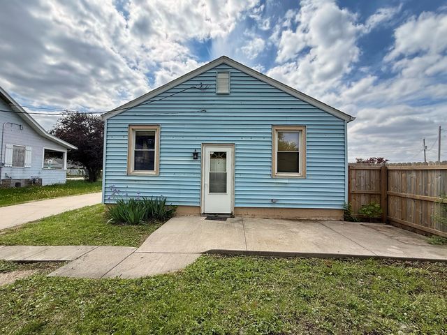 3607 9th Street, Rock Island, IL 61201