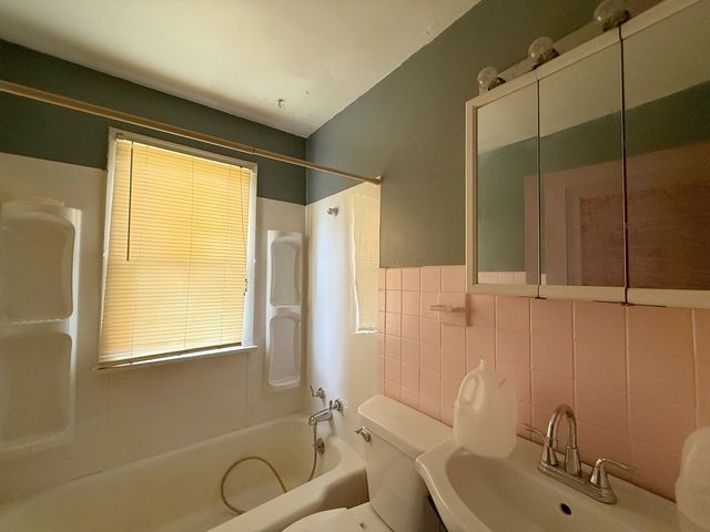 3607 9th Street, Rock Island, IL 61201