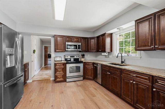 5256 Silverwood Court, West Chester, OH 45069
