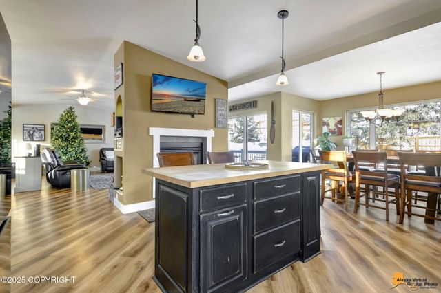 12961 Nora Drive, Anchorage, AK 99515