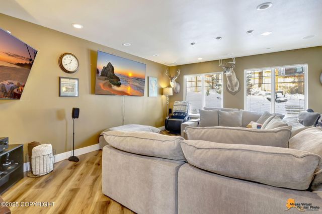 12961 Nora Drive, Anchorage, AK 99515