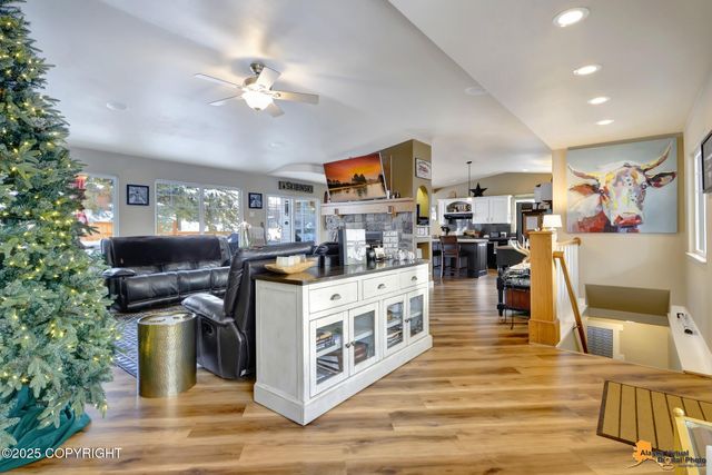 12961 Nora Drive, Anchorage, AK 99515