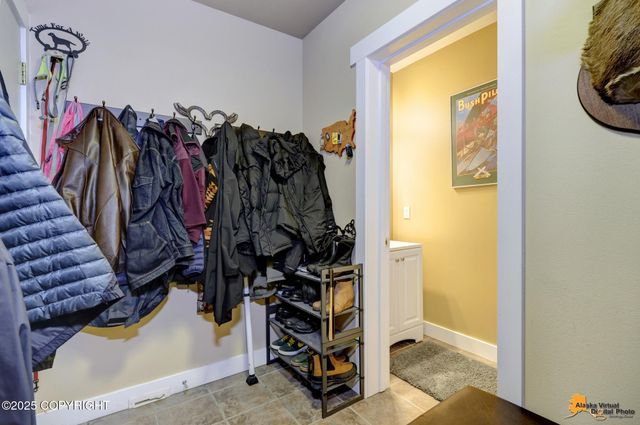 12961 Nora Drive, Anchorage, AK 99515