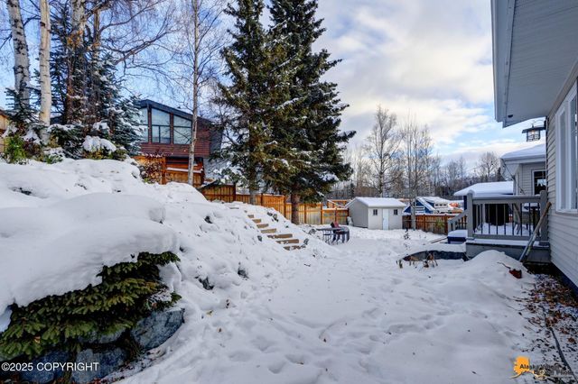 12961 Nora Drive, Anchorage, AK 99515