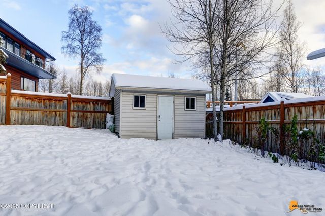 12961 Nora Drive, Anchorage, AK 99515