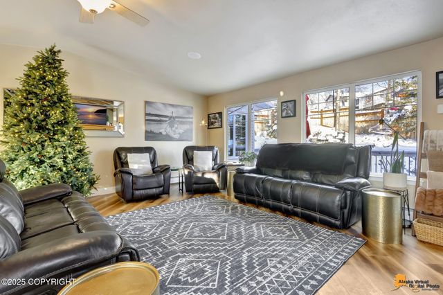 12961 Nora Drive, Anchorage, AK 99515