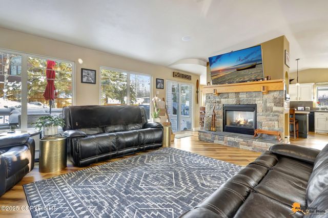 12961 Nora Drive, Anchorage, AK 99515