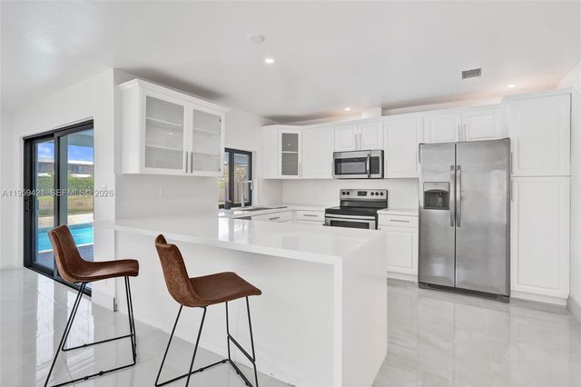 16653 Golfview Drive, Weston, FL 33326