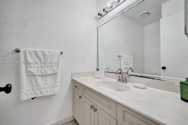 16653 Golfview Drive, Weston, FL 33326