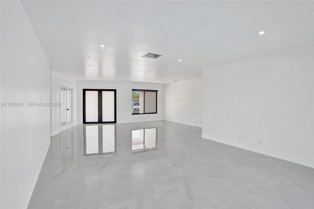 16653 Golfview Drive, Weston, FL 33326