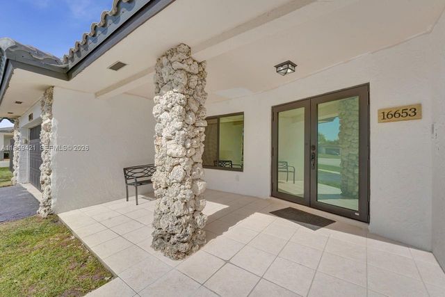 16653 Golfview Drive, Weston, FL 33326