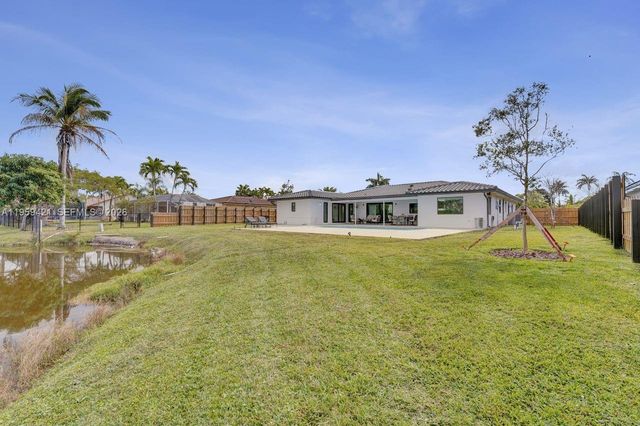 16653 Golfview Drive, Weston, FL 33326