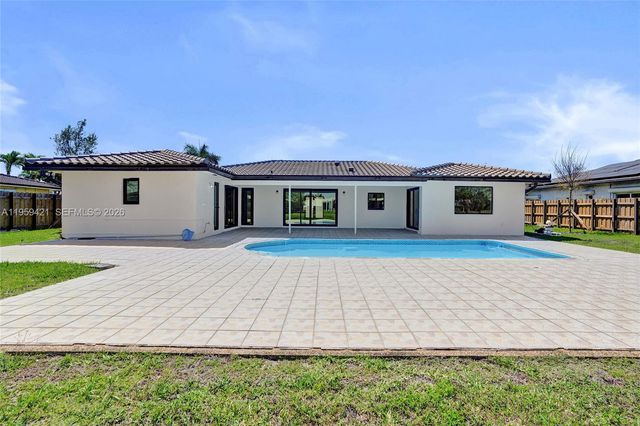 16653 Golfview Drive, Weston, FL 33326