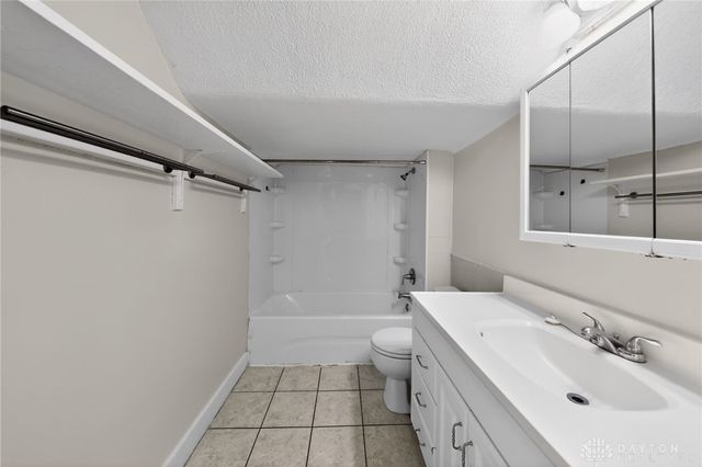 11 Lutz Avenue, Dayton, OH 45420