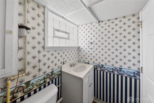 11 Lutz Avenue, Dayton, OH 45420