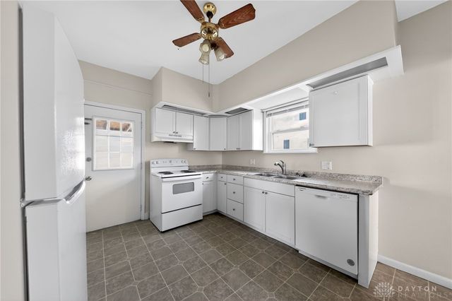 11 Lutz Avenue, Dayton, OH 45420