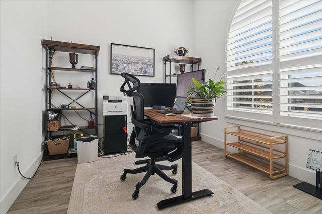 1912 McDougall Creek, Van Alstyne, TX 75495