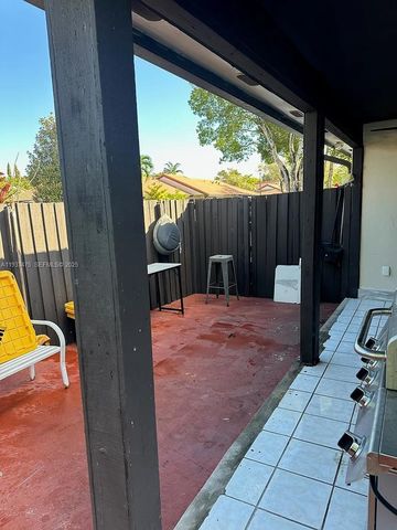 14980 SW 49th Ln 1H, Miami, FL 33185