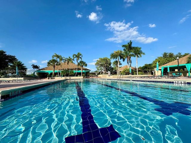 14980 SW 49th Ln 1H, Miami, FL 33185