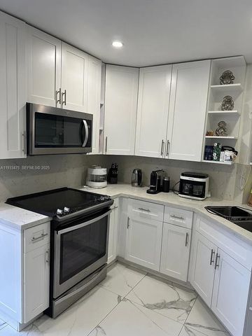 14980 SW 49th Ln 1H, Miami, FL 33185