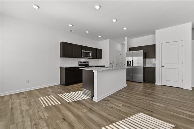 1102 Lossie Lane, Grayson, GA 30017