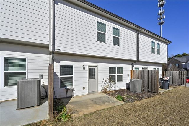 1102 Lossie Lane, Grayson, GA 30017