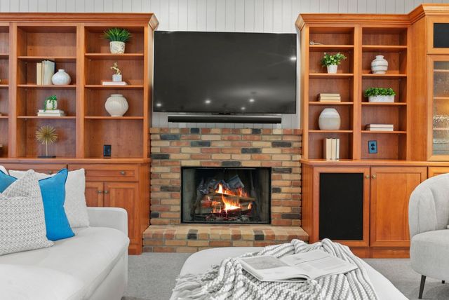1335 Grant Road, Los Altos, CA 94024