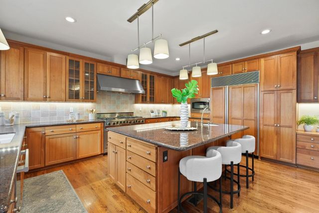 1335 Grant Road, Los Altos, CA 94024