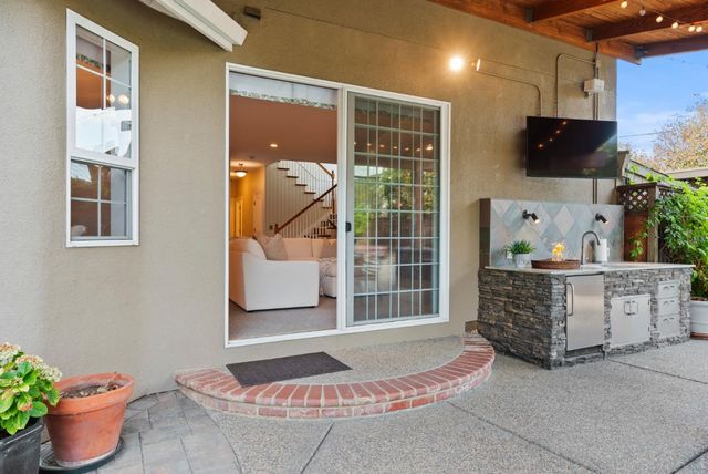 1335 Grant Road, Los Altos, CA 94024